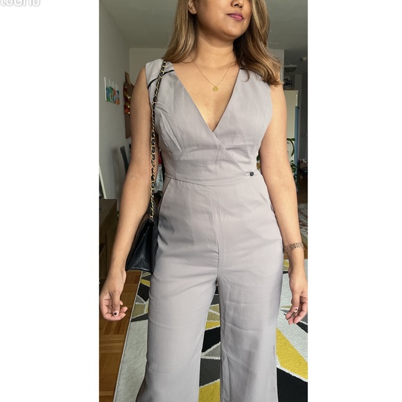 V neck sleeveless jumpsuit - Picture 4 of 10